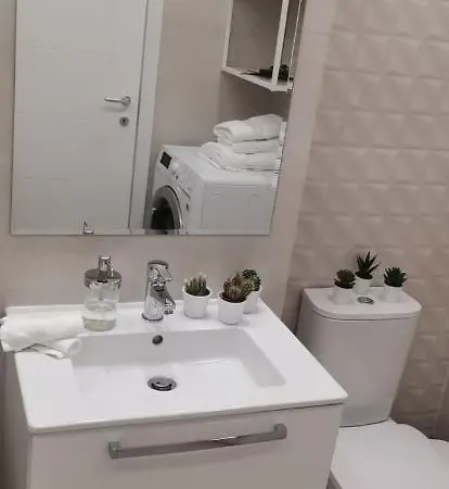 Apartament Mia!! Self Check-in! *