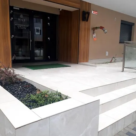 Mia!! Self Check-in! *